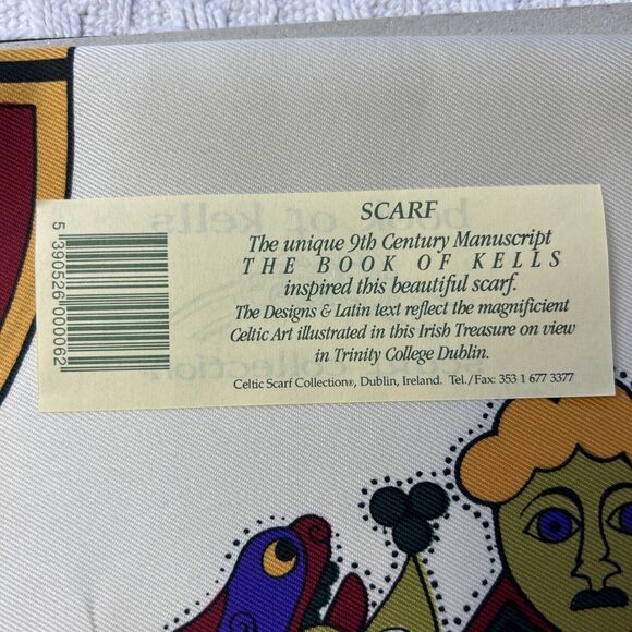 The Book Of Kelly’s Celtic Art Irish Scarf-26”Square - Picture 6 of 7
